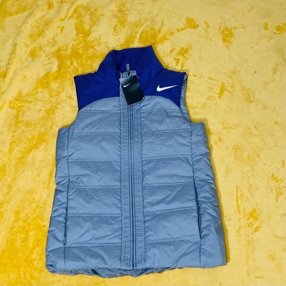 Nike Jackets & Blazers - Nike vest